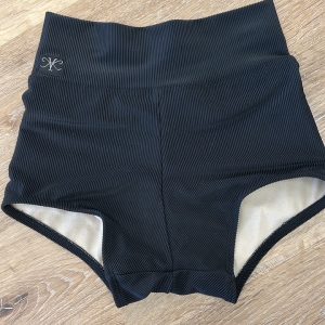 *Resale* Kandi Kouture Shorts CXL