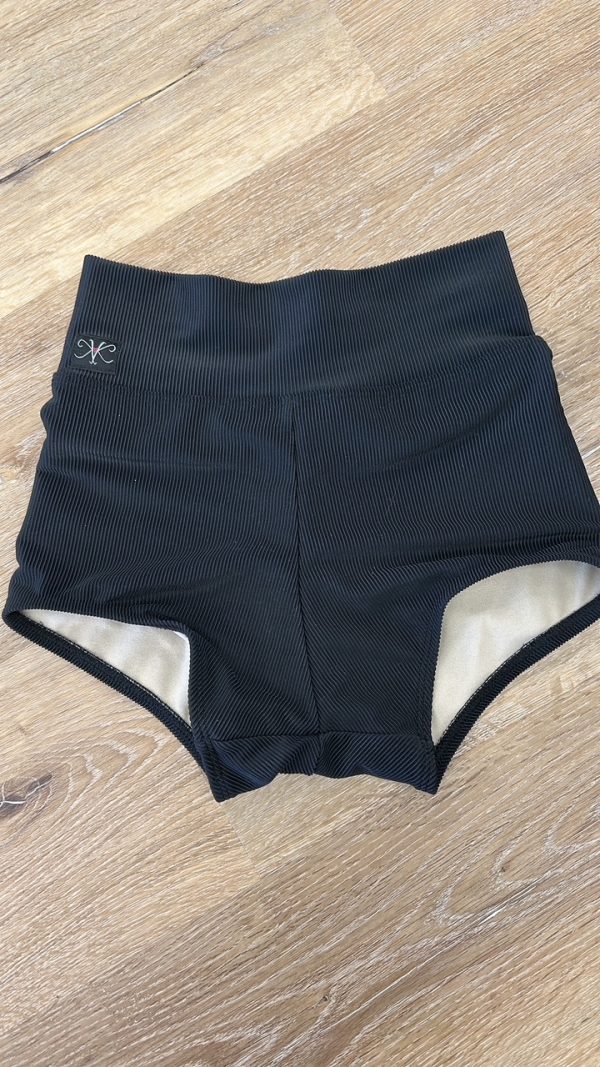 *Resale* Kandi Kouture Shorts CXL