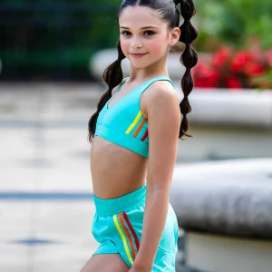 Oh La La- Lily Short