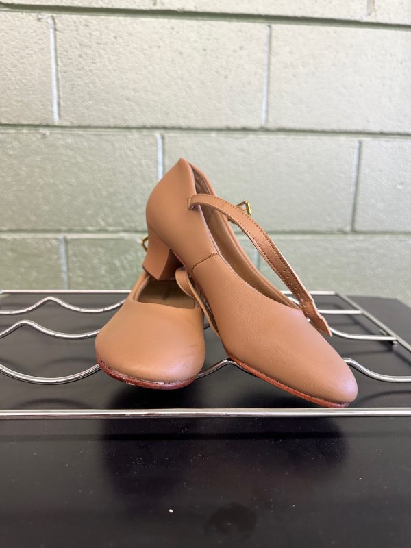 *Resale* Theatricals Character Shoes 1.5